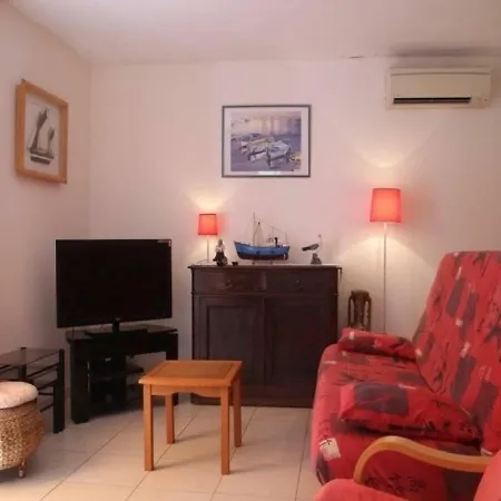 Prázdninový dům House Domaine La Baumette 42 *
